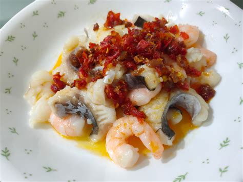 Delicious Patin Fish and Prawns in Pickled Chilli.